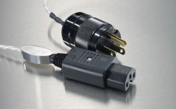 Crystal Cable Micro Diamond Power Cable